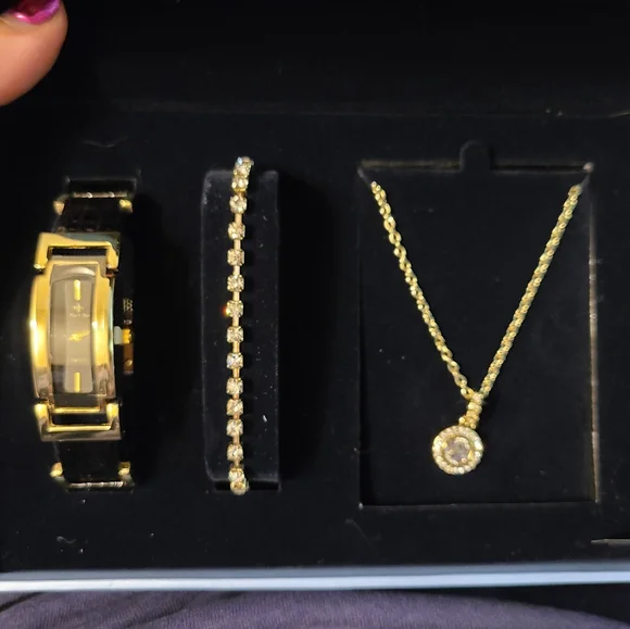 Bella & Rose | Jewelry | Bella Rose 3 Piece Jewlwey Set 